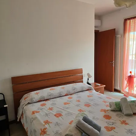 Sea House Fiera Апартаменты *